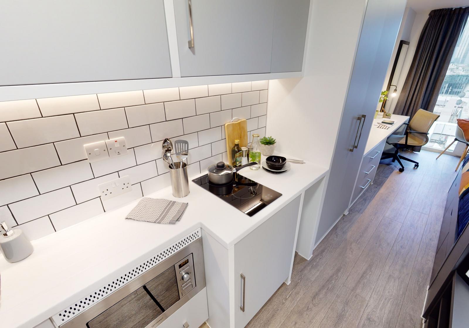  Gold Studio  -  iQ Shoreditch  - Gallery -  3