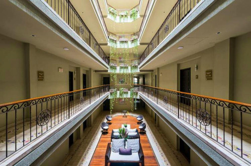 Classic Stylish Complex w/ Coworking + Sauna + Lounge Areas