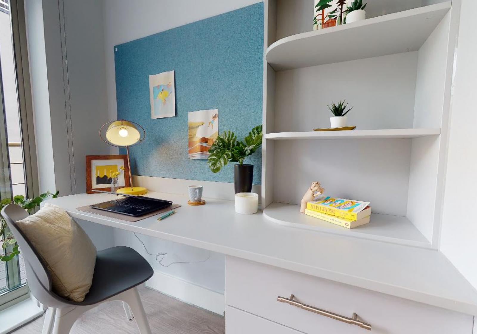  Gold En-Suite Plus  -  iQ Hoxton  - Gallery -  4