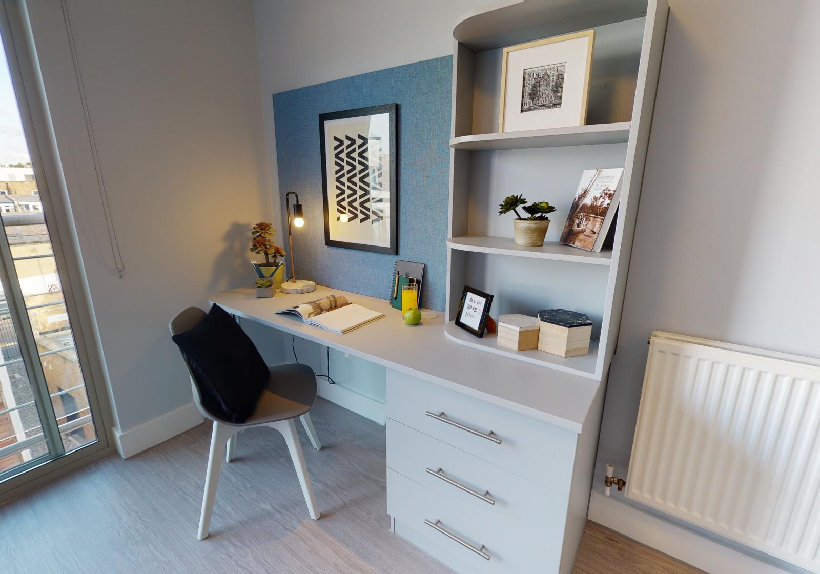  Silver Studio Plus  -  iQ Hoxton  - Gallery -  4