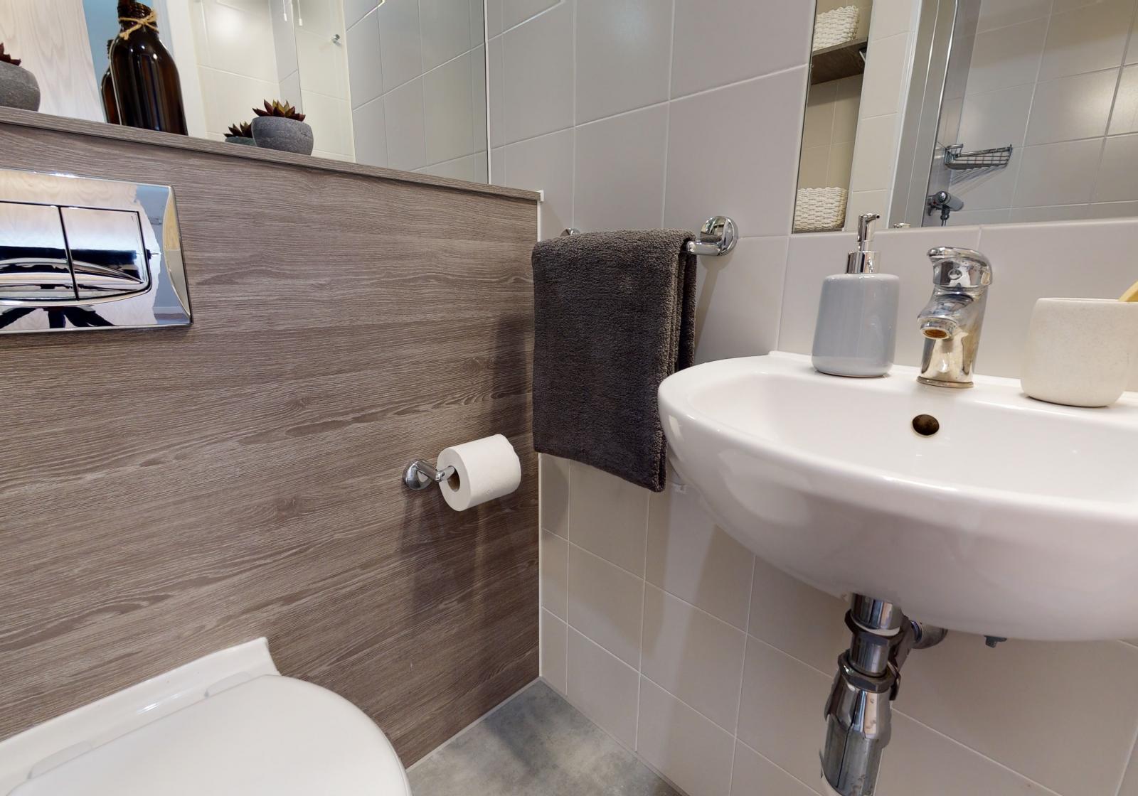  Silver Studio Plus  -  iQ Hoxton  - Gallery -  3