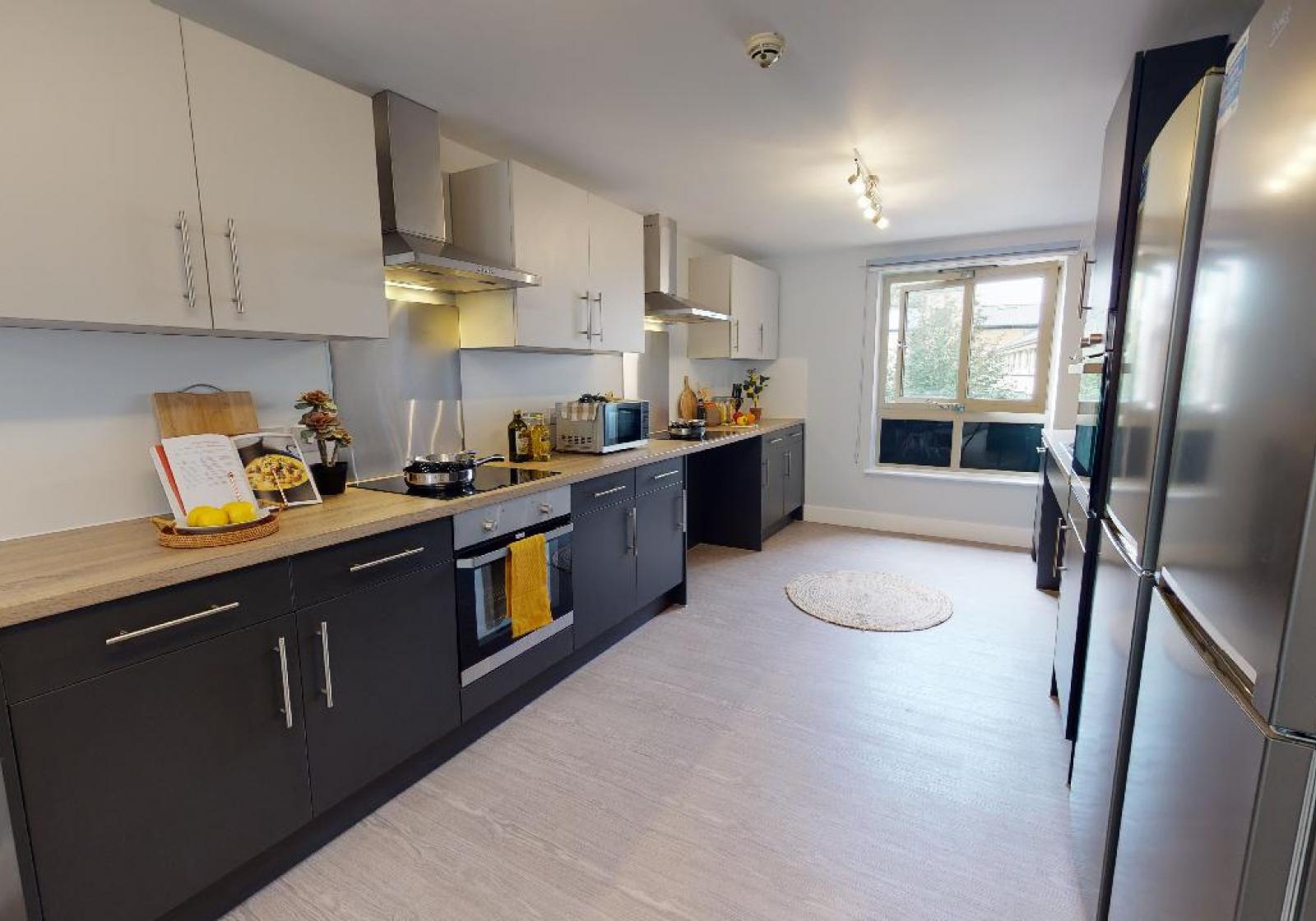  Bronze En-Suite Plus  -  iQ Hoxton  - Gallery -  3