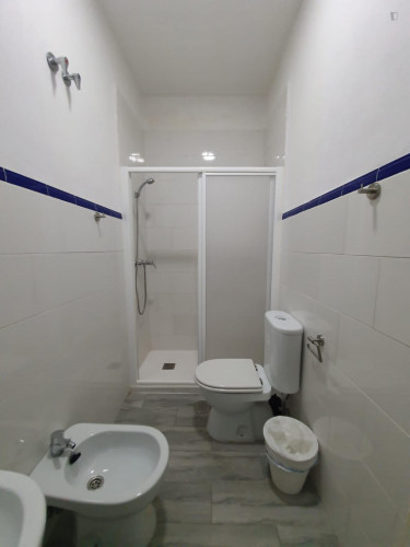 Beautiful double bedroom near Campus Universitario Fuentenueva. Universidad de Granada - Gallery - 3