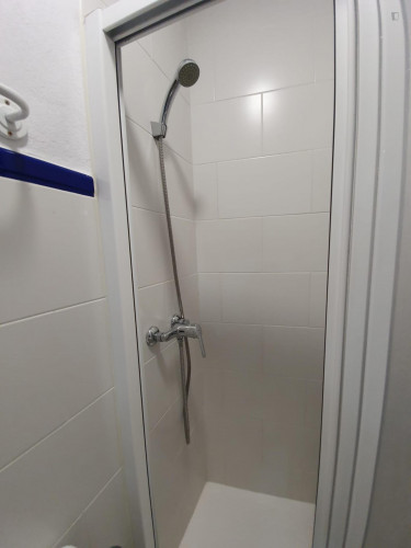 Neat double bedroom in Centro-Sagrario - Gallery - 2