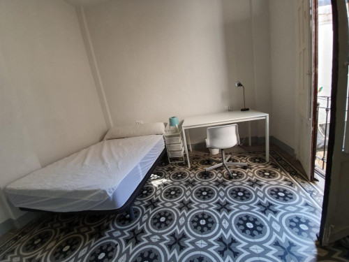 Neat double bedroom in Centro-Sagrario
