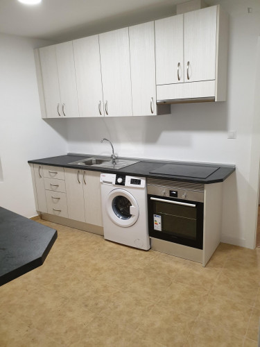 Welcoming double bedroom in a student flat, in the heart of Granada - Gallery - 7