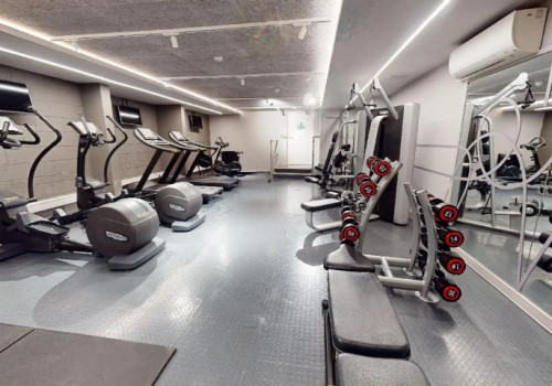 اي كيو كنجستون - On-site Facilities