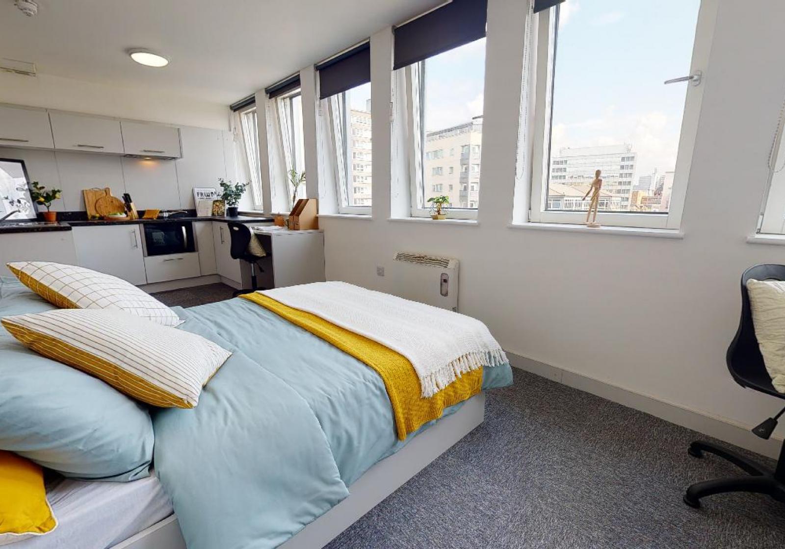  Gold Studio  -  iQ Newtown & Newland House  - Gallery -  1