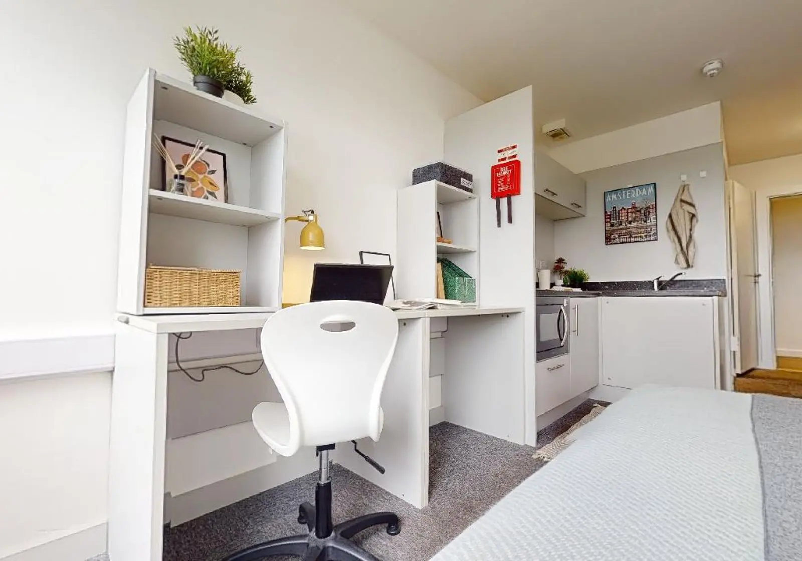  Silver Studio  -  iQ Newtown & Newland House  - Gallery -  2