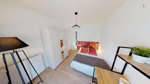 Lovely double bedroom
