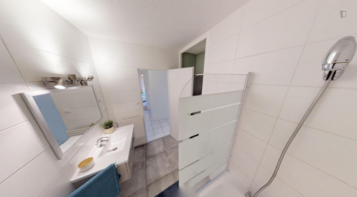 Lovely double bedroom - Gallery - 14