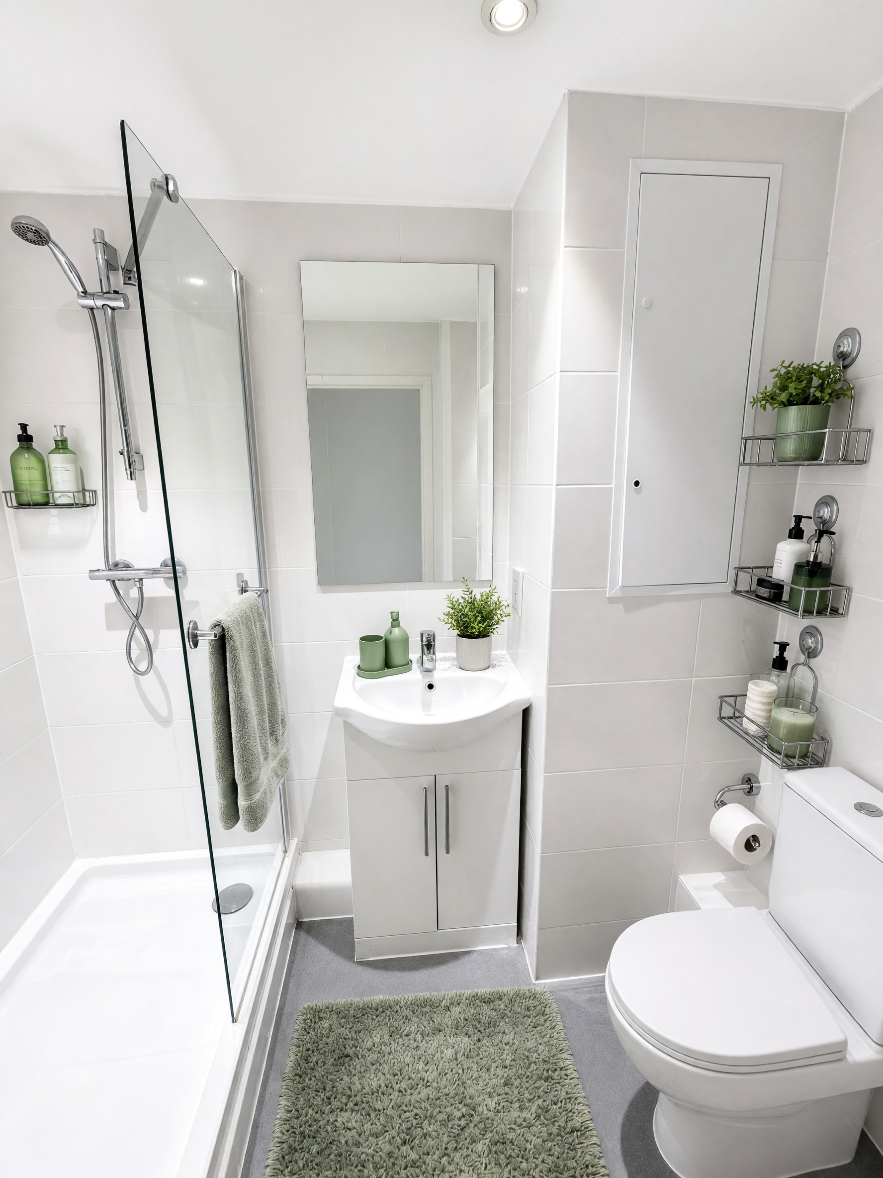 Classic En-Suite Three Bedroom - 56