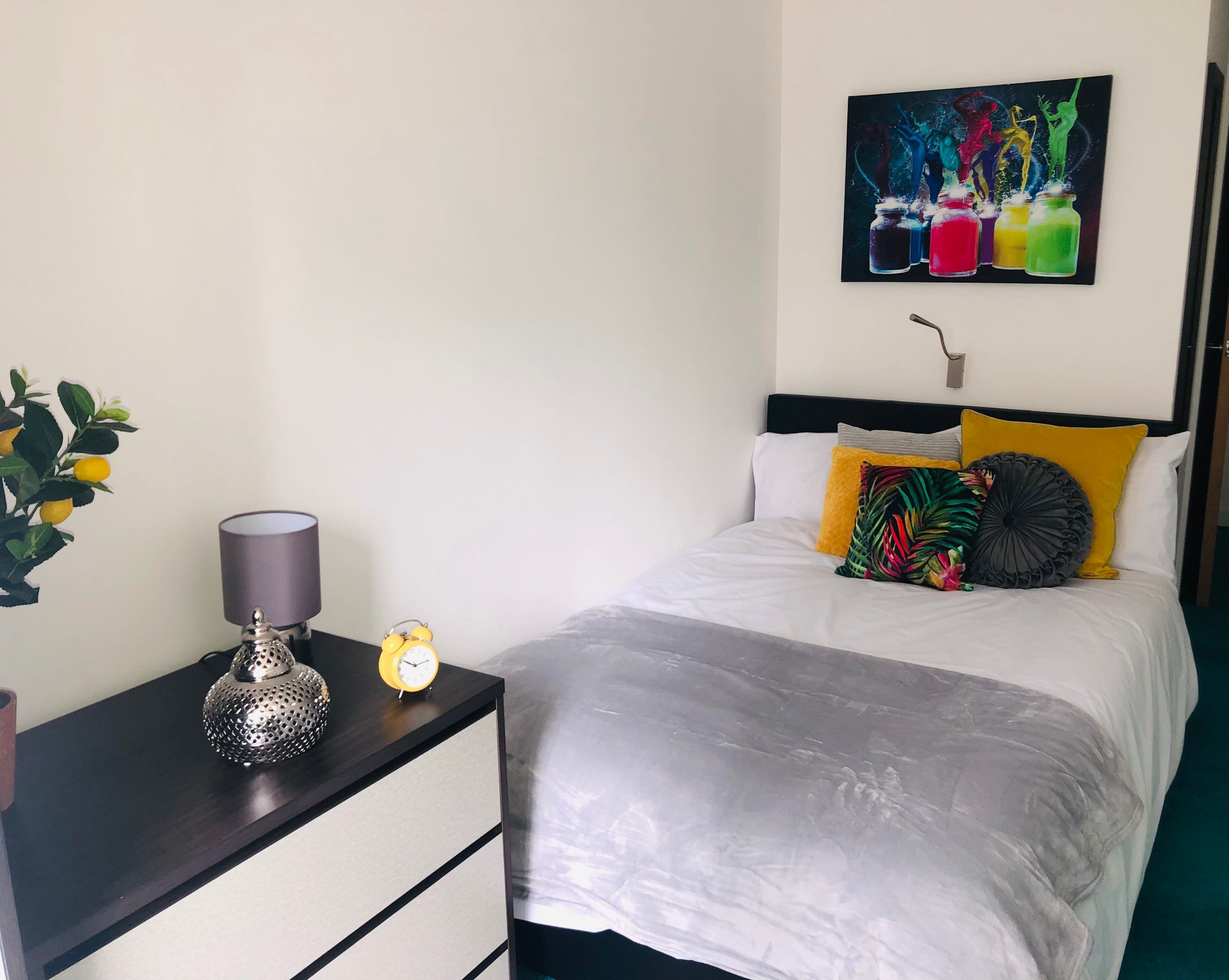  Classic En-Suite Three Bedroom  -  Nebula  - Gallery -  1