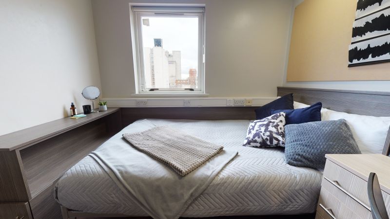  Bronze En-Suite  -  iQ Lambert & Fairfield House  - Gallery -  2