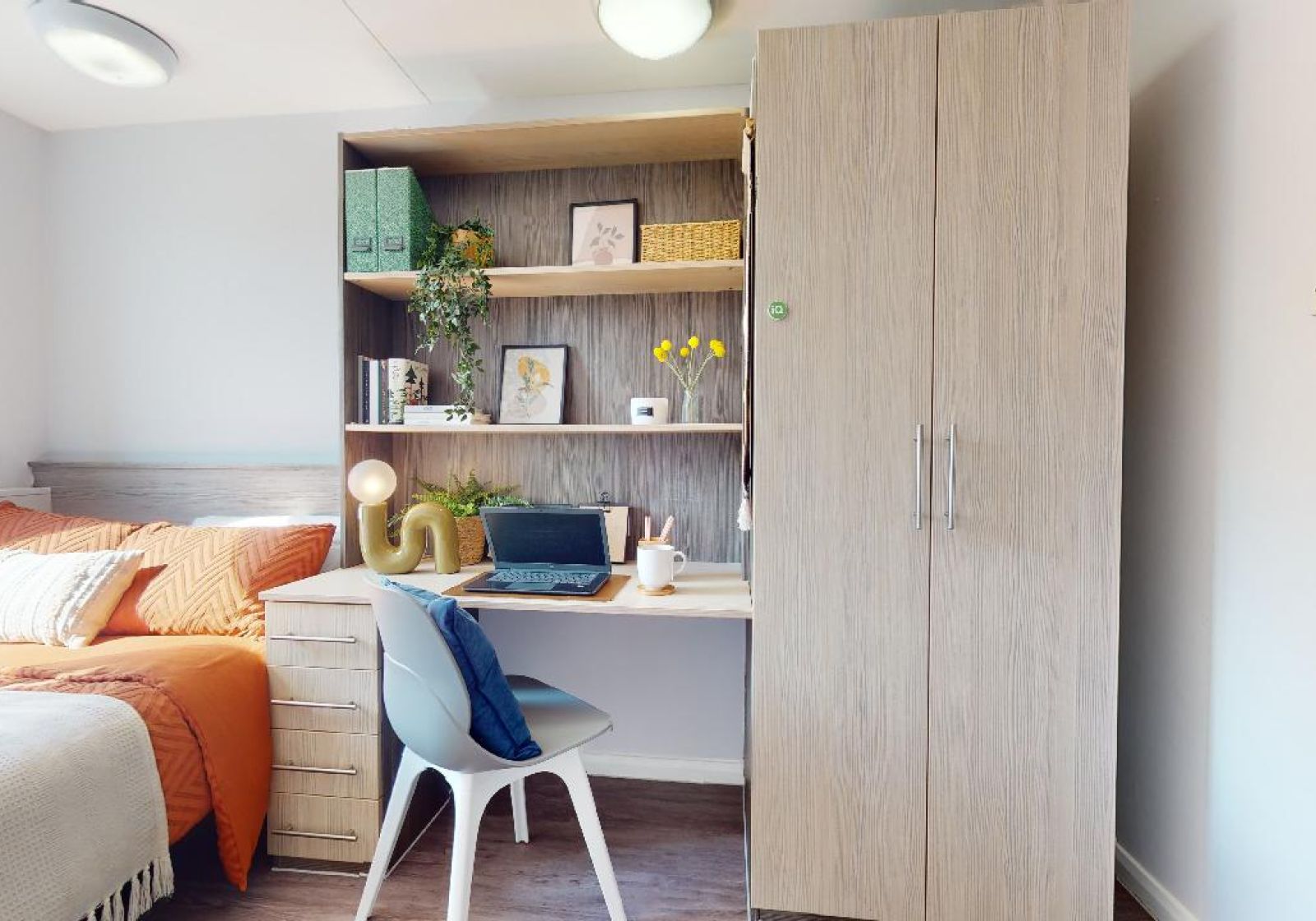 Gold En-Suite - iQ Lambert & Fairfield House - Gallery - 10