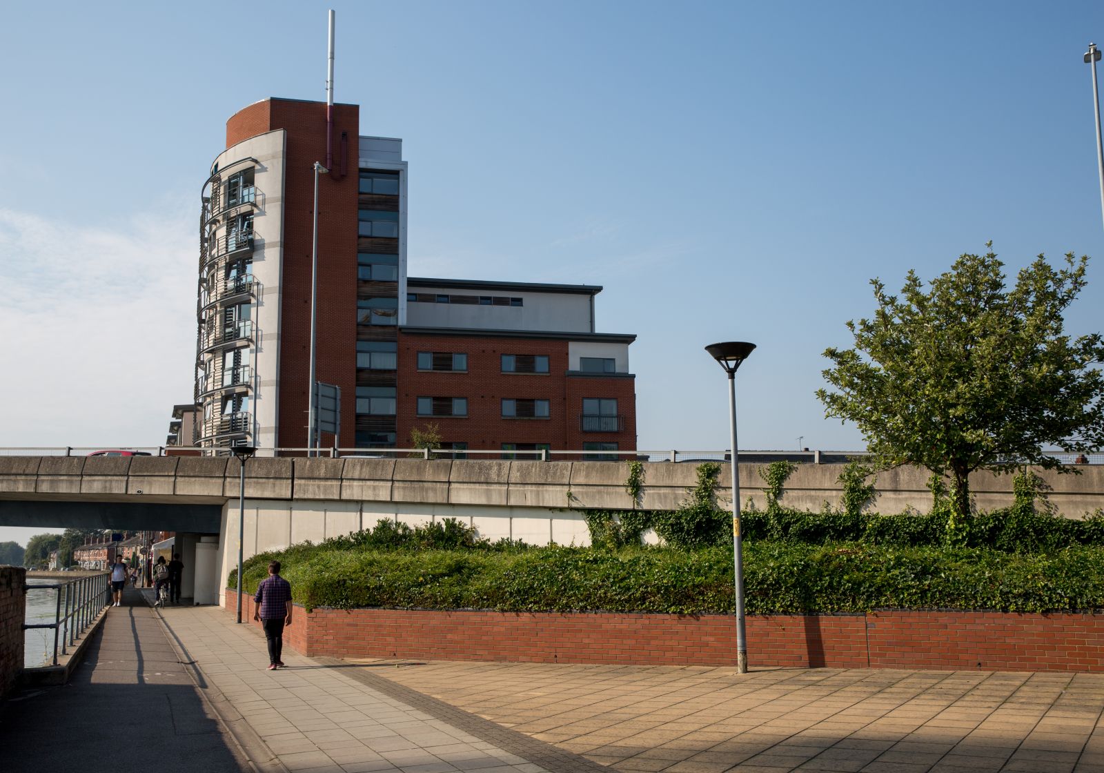 iQ Hayes Wharf