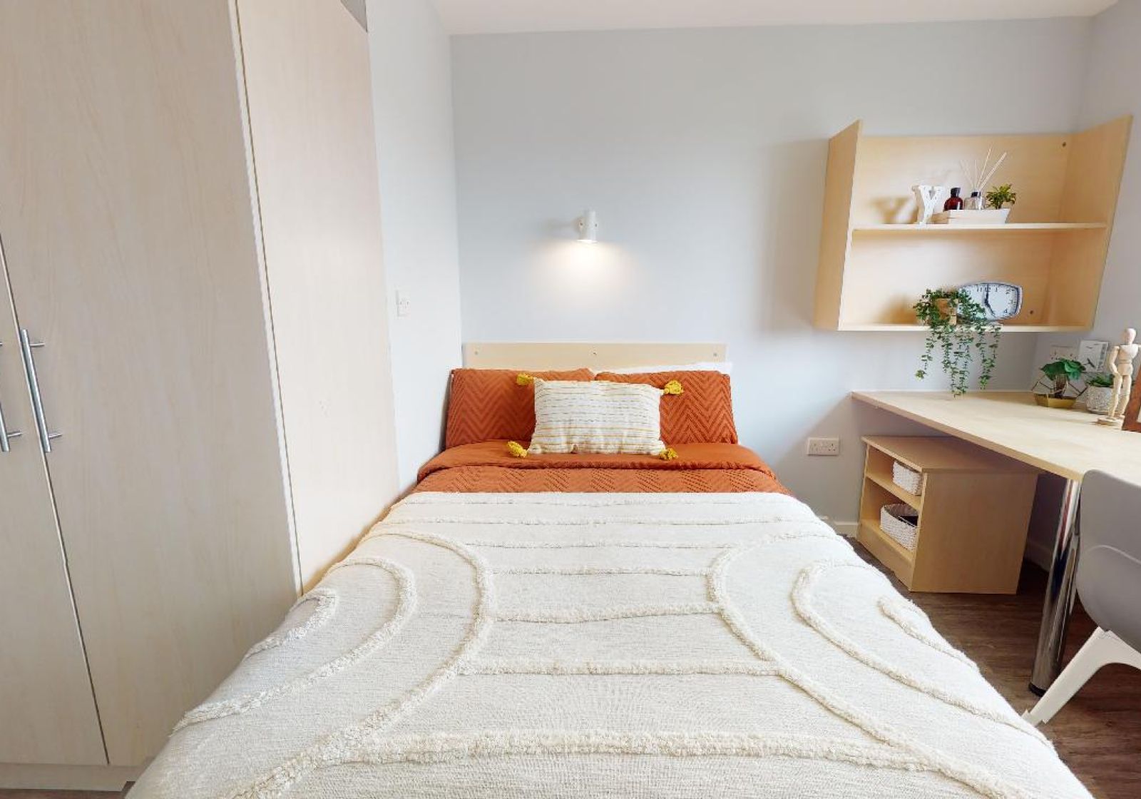 Copper En-Suite Plus - iQ Pavilions - Gallery - 3