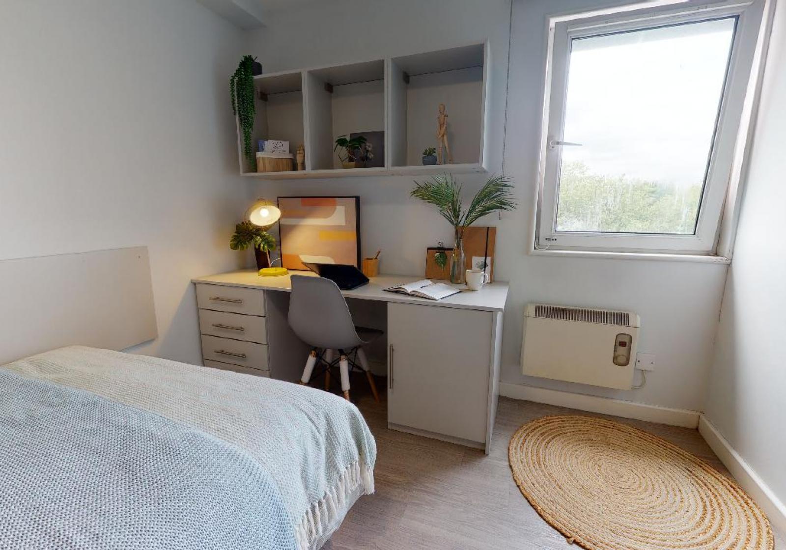  Platinum En-Suite  -  iQ Wilmslow Park  - Gallery -  7