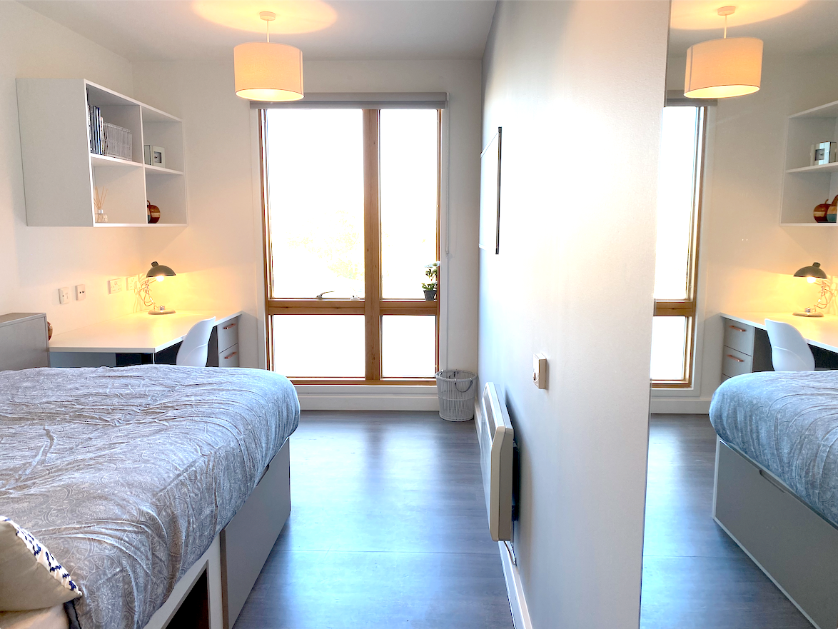 Premier En-Suite Plus - Charles Morton Court - Gallery - 9