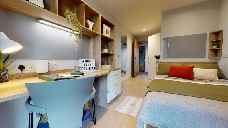  Saver En-Suite  -  iQ Elgin Place  - Gallery -  1