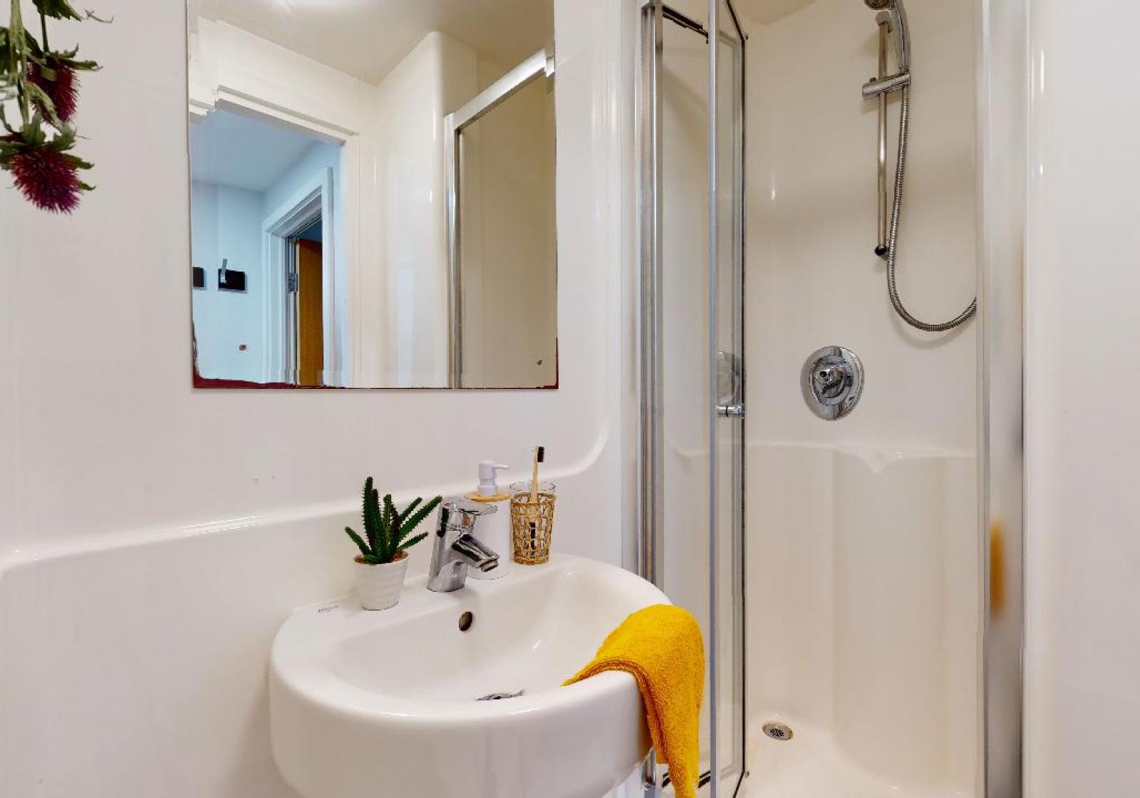 One Bed Apartment - 3