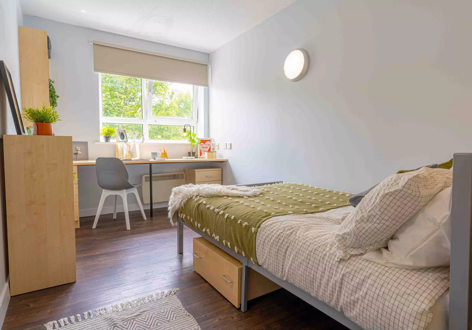  Silver En-Suite Premium  -  iQ Arkwright House  - Gallery -  1