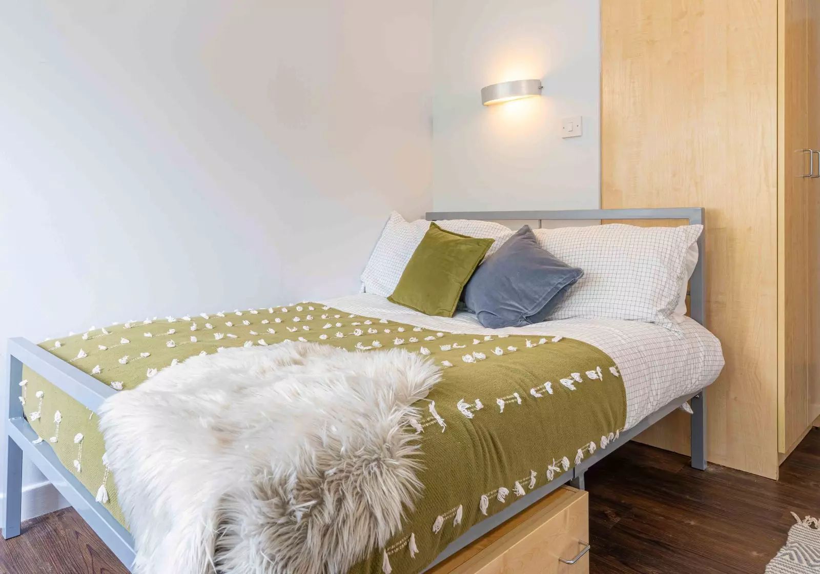  Silver En-Suite Premium  -  iQ Arkwright House  - Gallery -  4