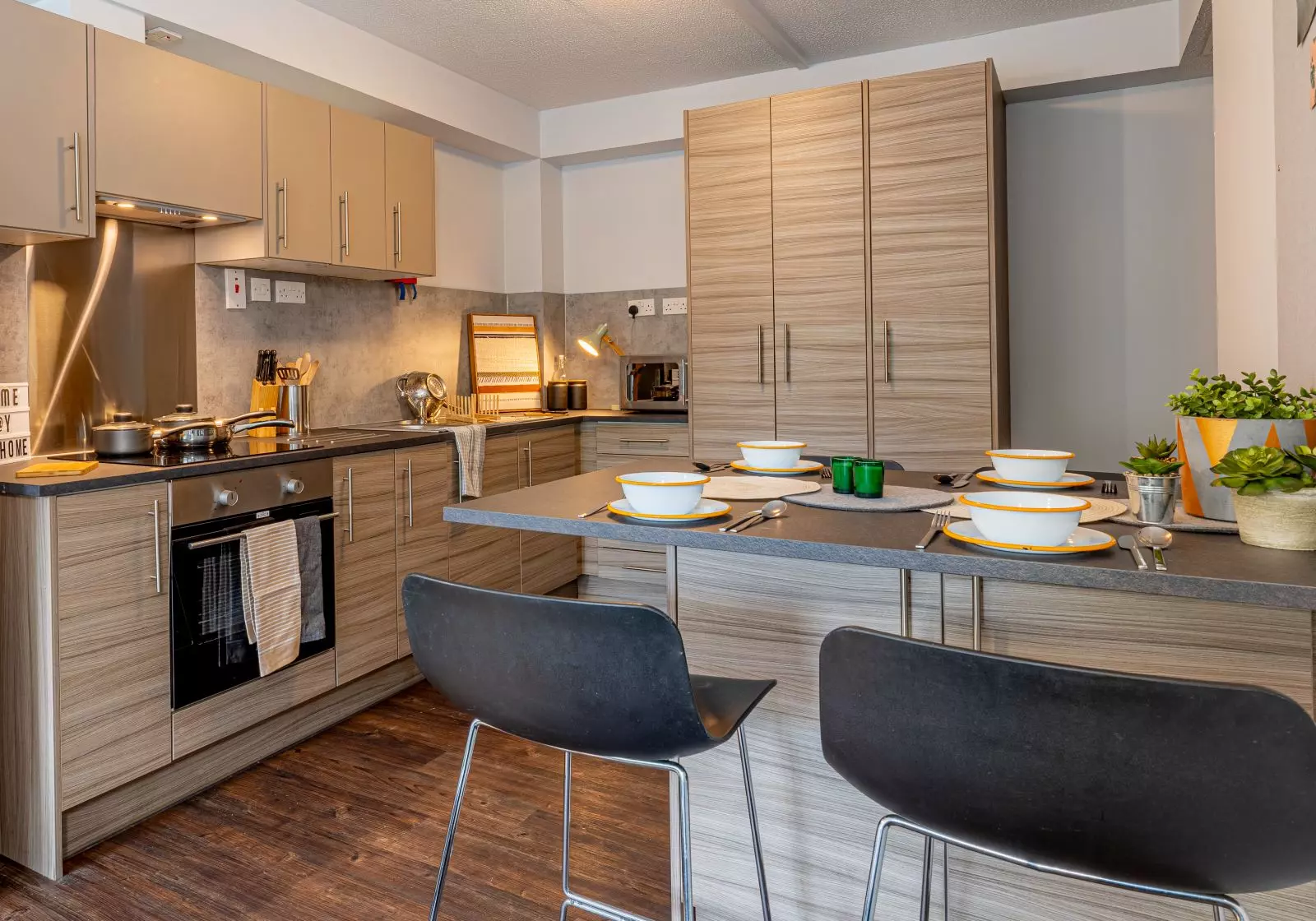  Silver En-Suite Plus  -  iQ Arkwright House  - Gallery -  3