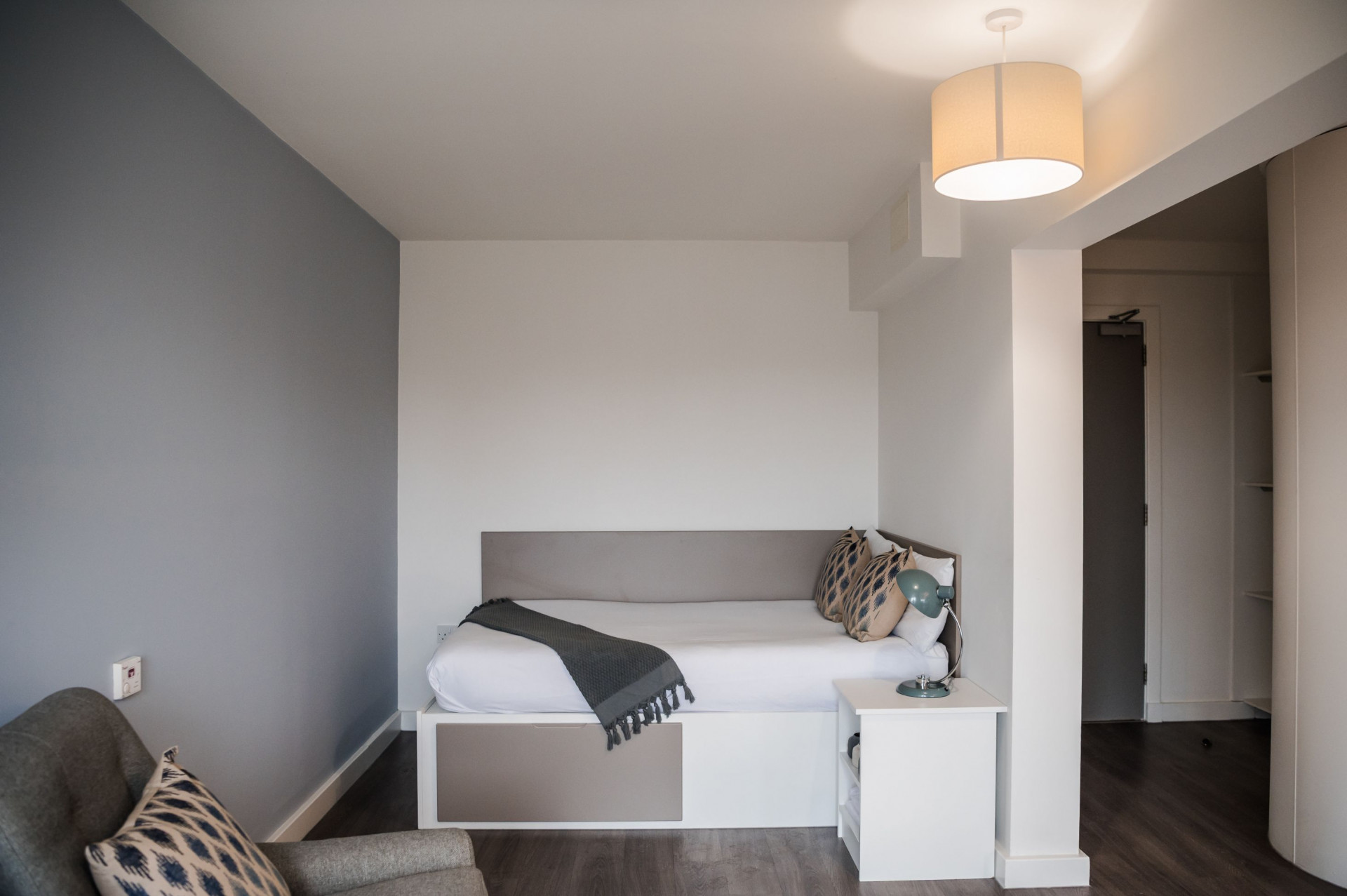 Premium Studio - McDonald Road - Gallery - 1