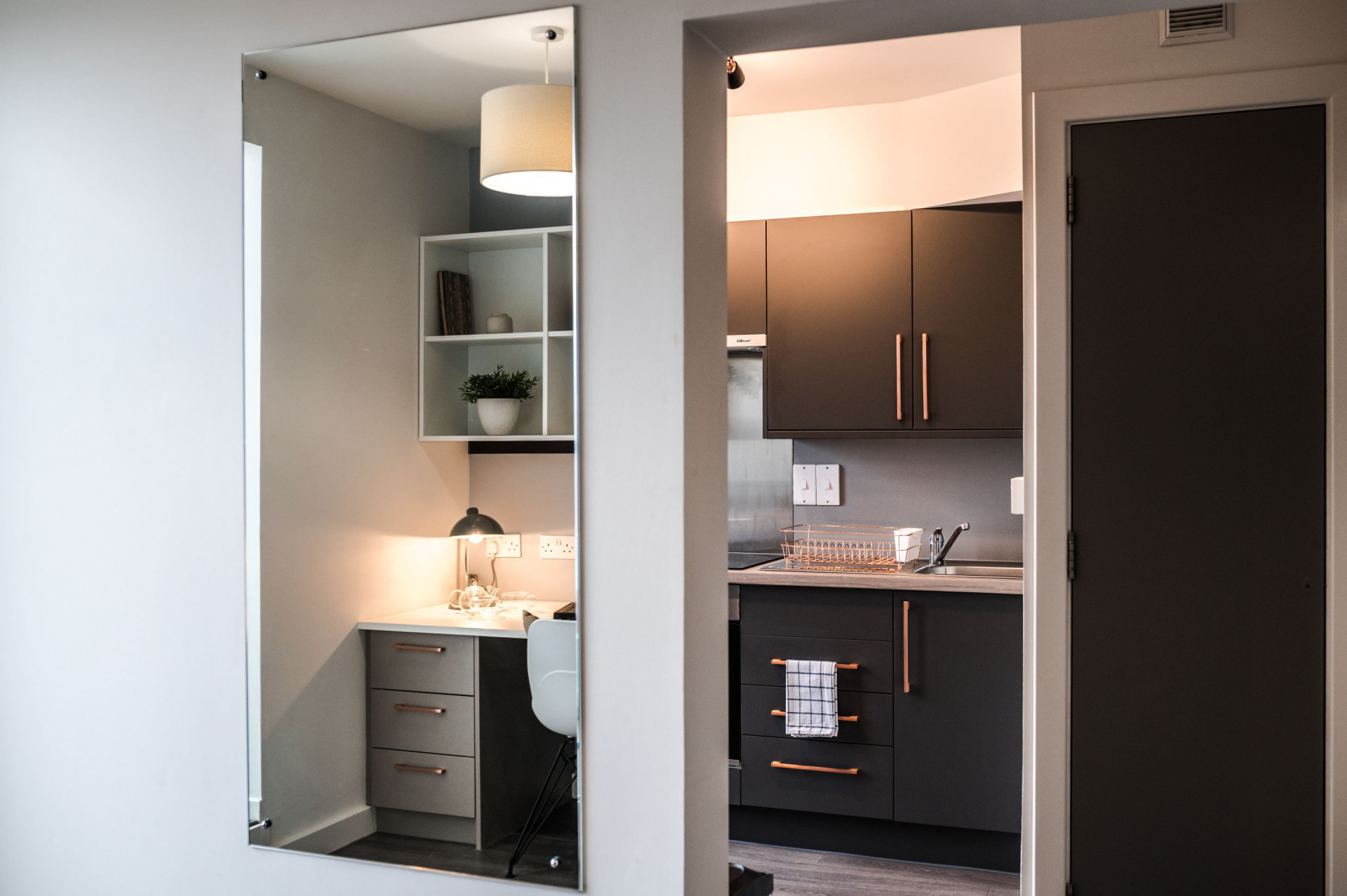 Superior Studio - McDonald Road - Gallery - 2