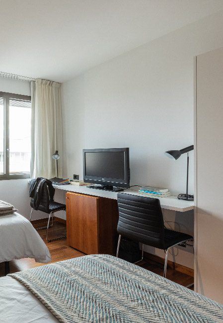  Double Room  -  Micampus Pamplona  - Gallery -  3