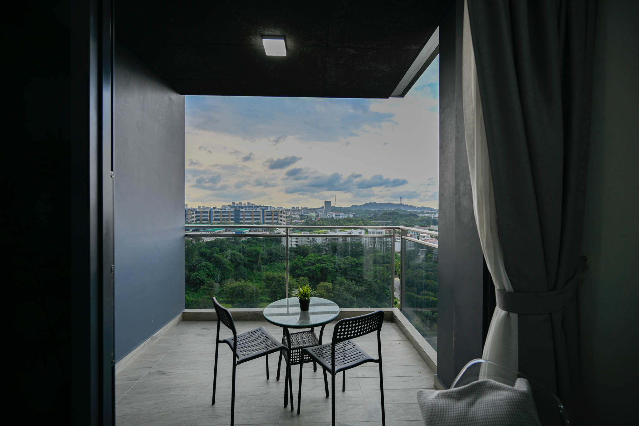  3 Beds 2 Baths  -  Parc Riviera  - Gallery -  6