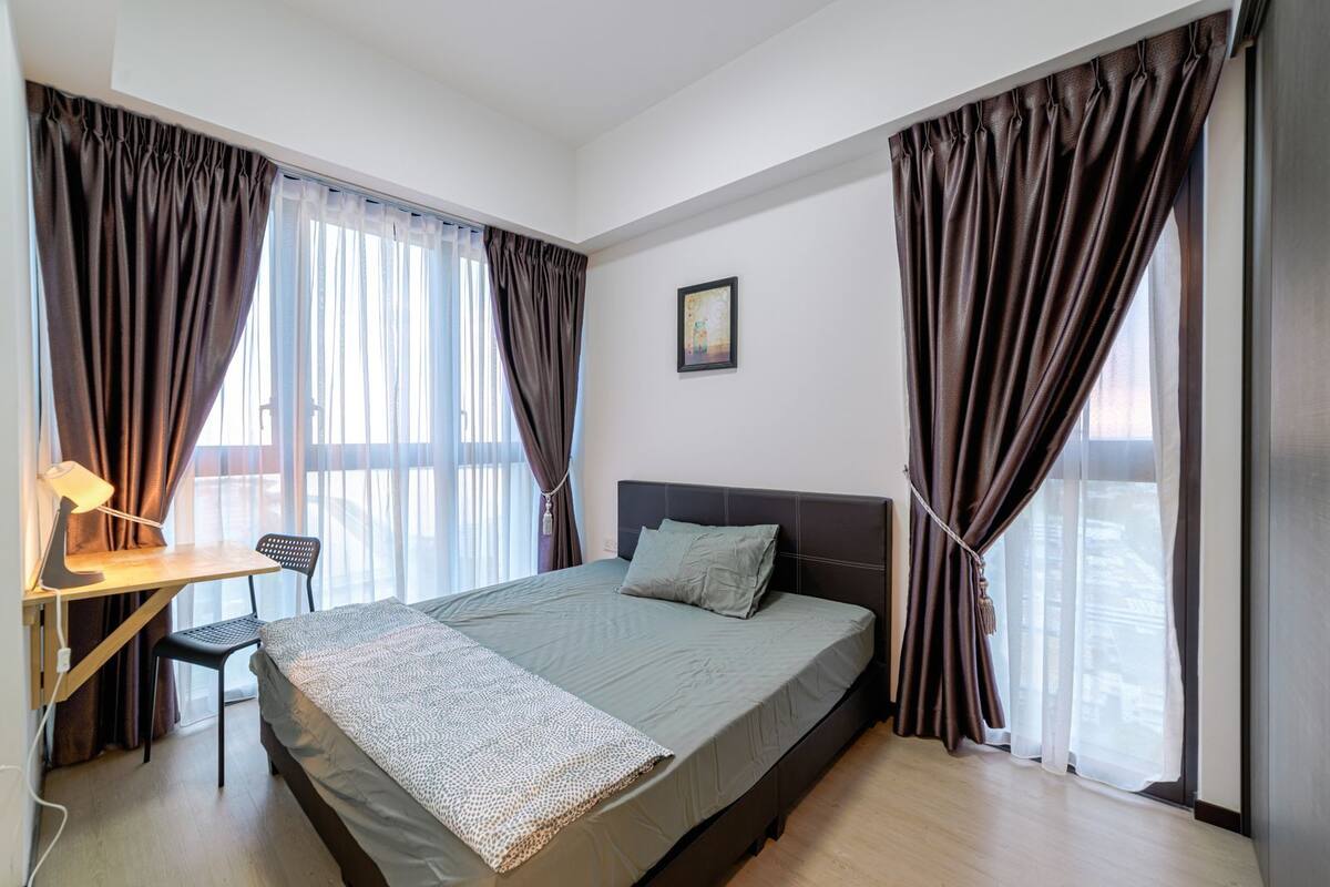  4 Beds 2 Baths - 3  -  Parc Riviera  - Gallery -  4