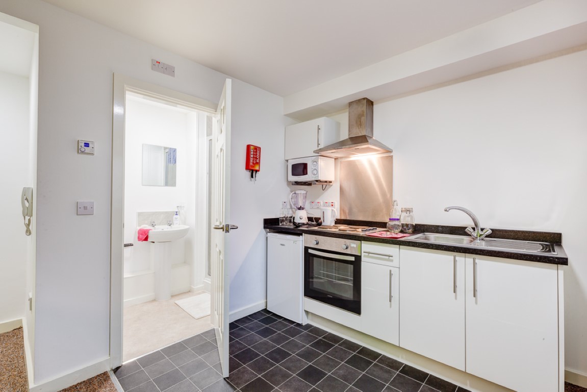 Premium Studio - All Saints House - Gallery - 8