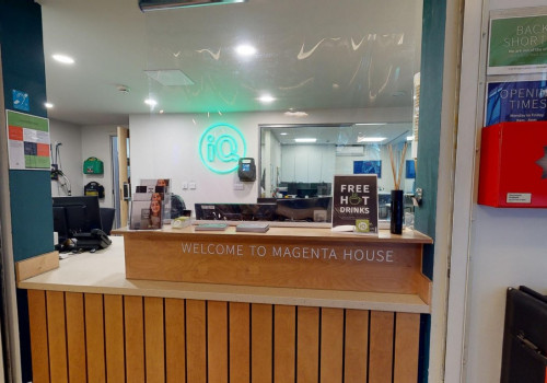 iQ Magenta House