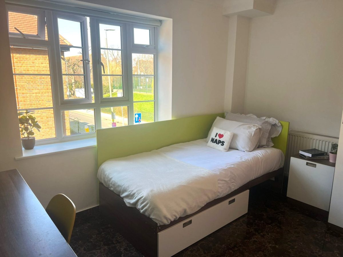  Single En-Suite  -  Cedars Hall  - Gallery -  1
