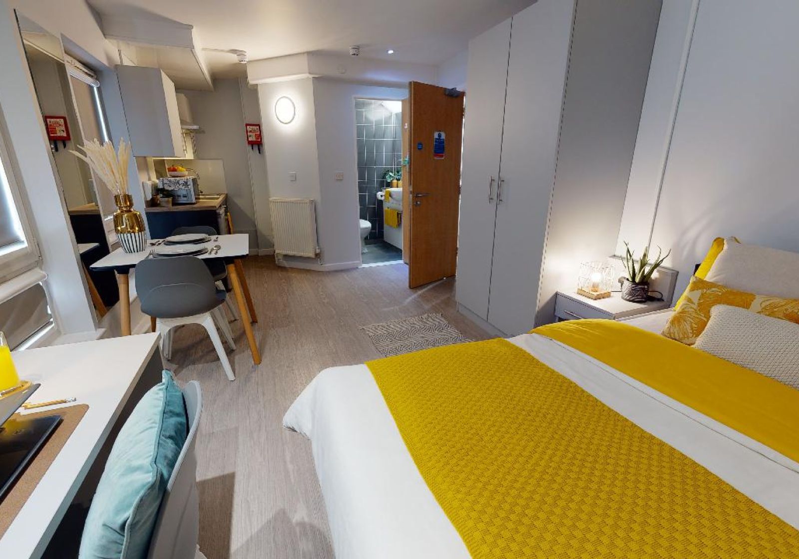  Platinum Studio  -  iQ Broderick House  - Gallery -  1