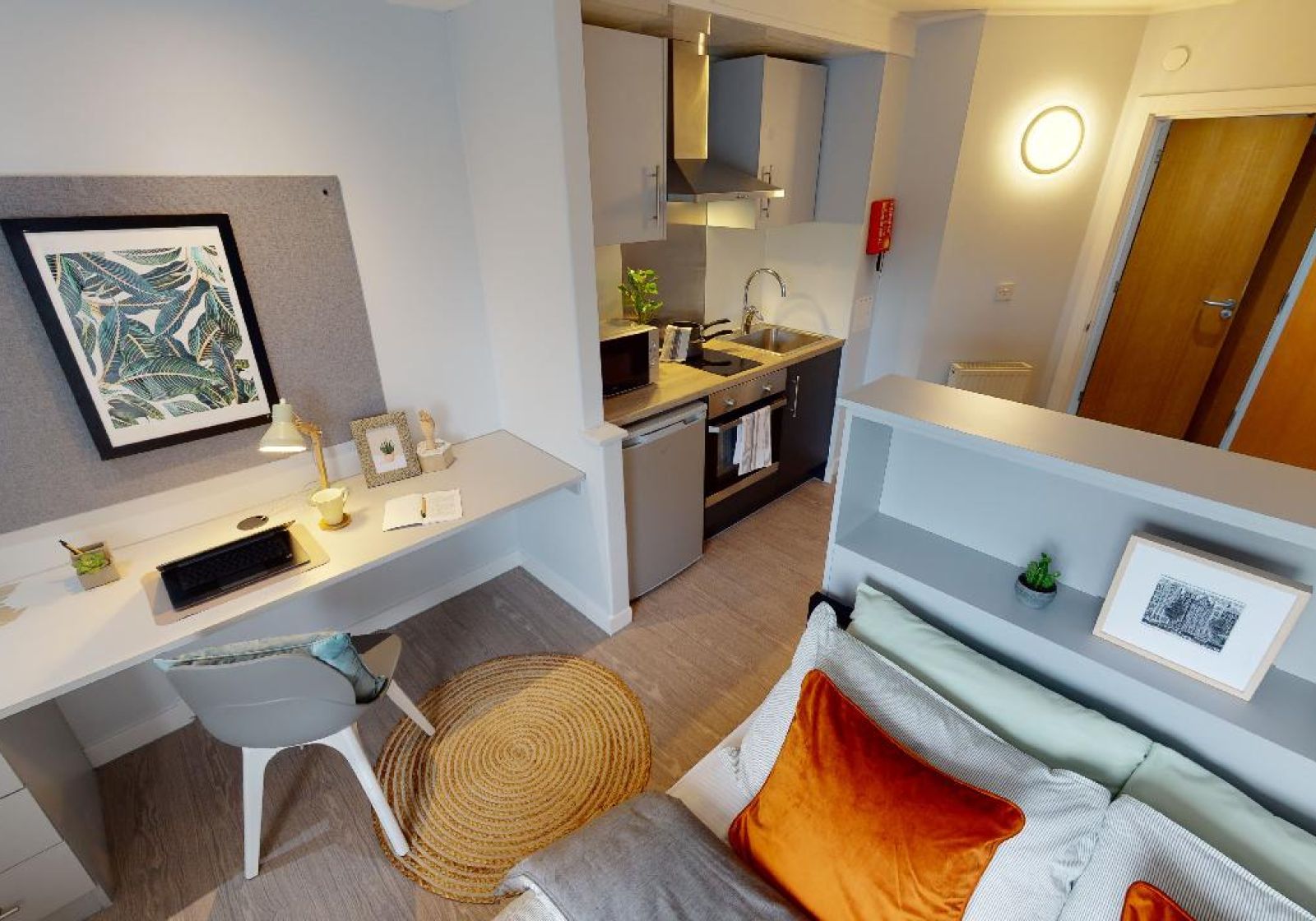  Silver Studio  -  iQ Broderick House  - Gallery -  1