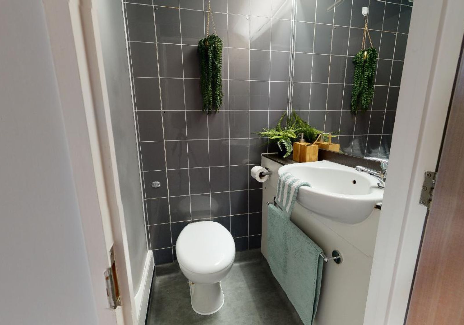 Platinum En-Suite  -  iQ Broderick House  - Gallery -  5