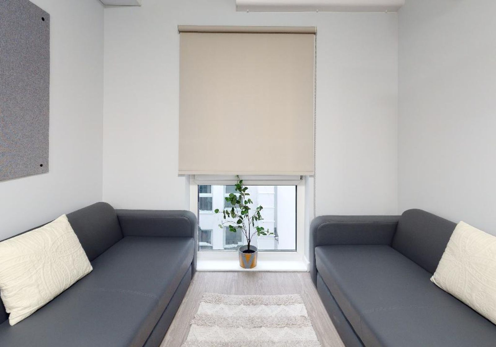  Diamond En-Suite  -  iQ Broderick House  - Gallery -  4
