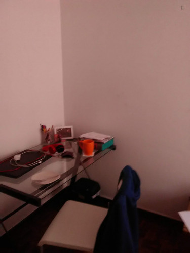Nice single bedroom in central Coimbra in a 6 bedroom apartment - Gallery - 8