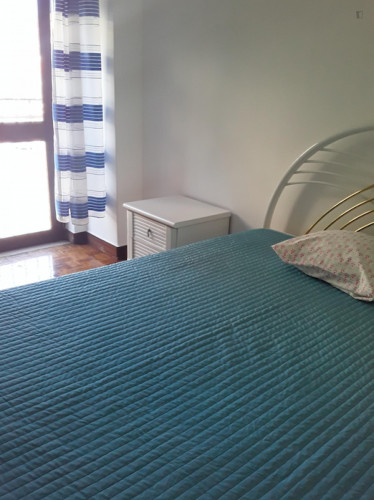 Nice single bedroom in central Coimbra in a 6 bedroom apartment - Gallery - 24