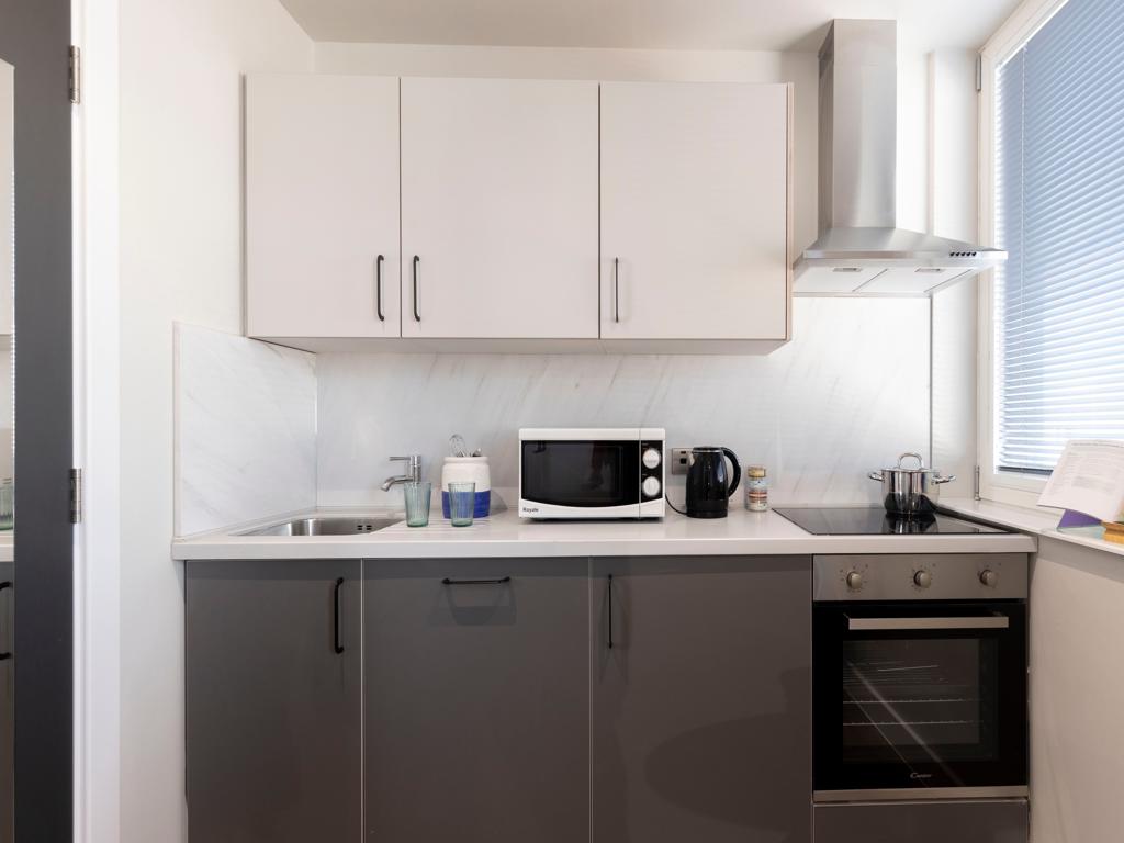  Premier Studio (Breakfast Bar)  -  Pannell House  - Gallery -  5