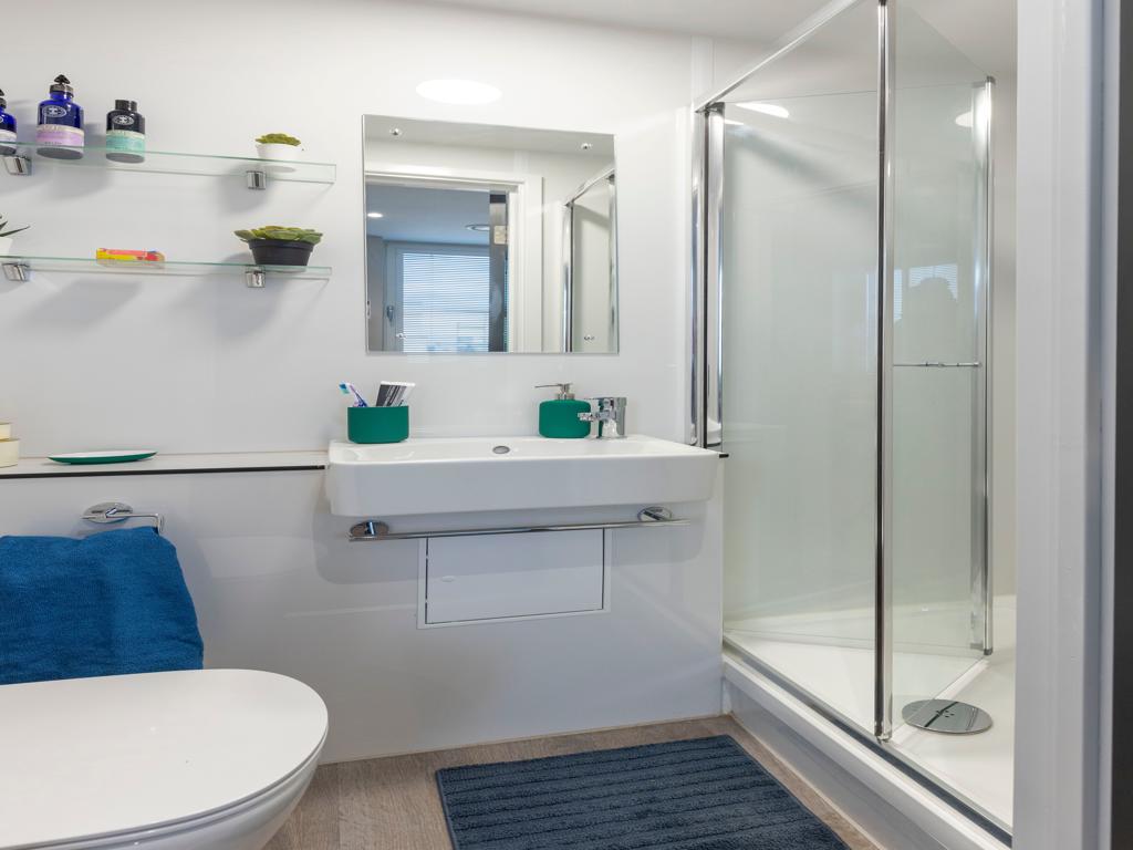  Large Premier Studio  -  Pannell House  - Gallery -  5