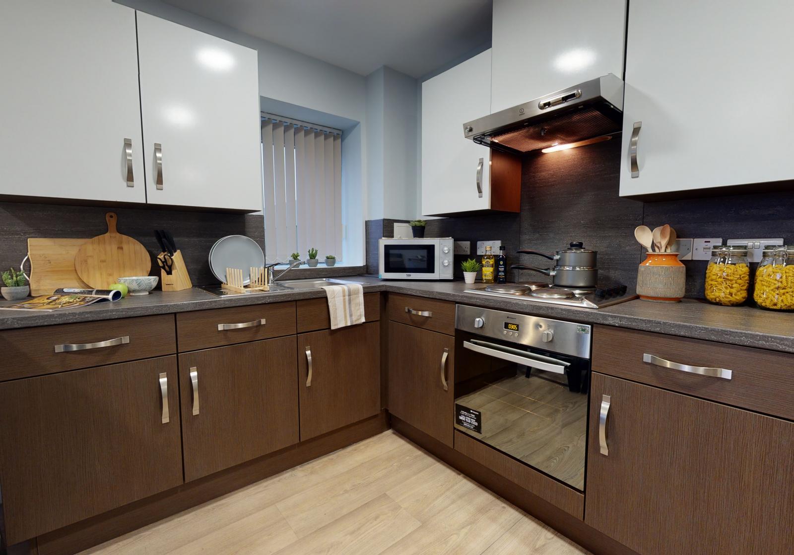  Platinum En-Suite Plus  -  iQ Penworks House  - Gallery -  7