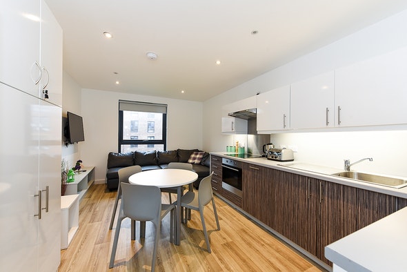  En-Suite Bronze  -  Newcastle 1 Roost  - Gallery -  4