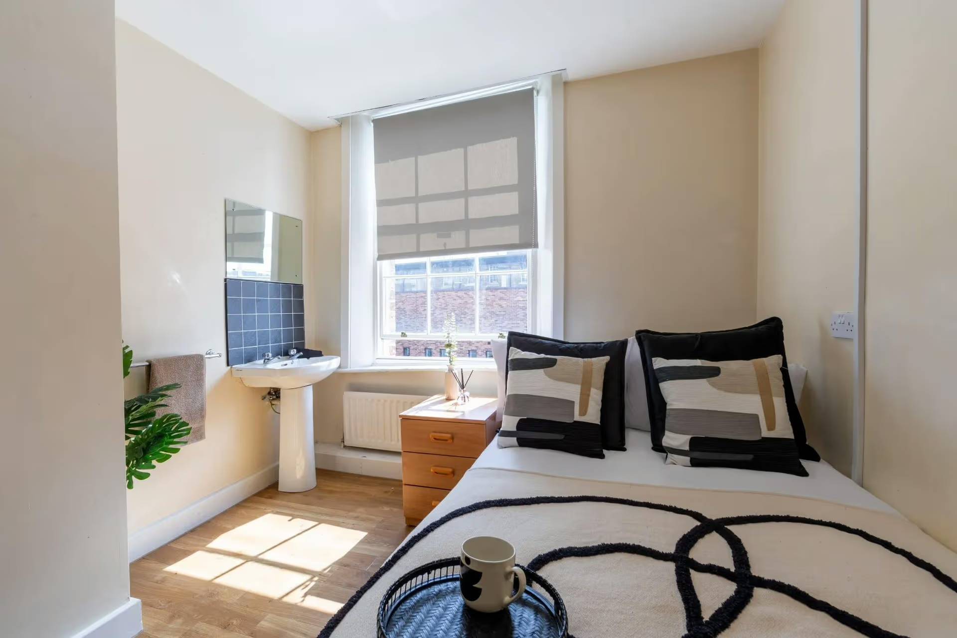 Gold Non En-Suite - 7