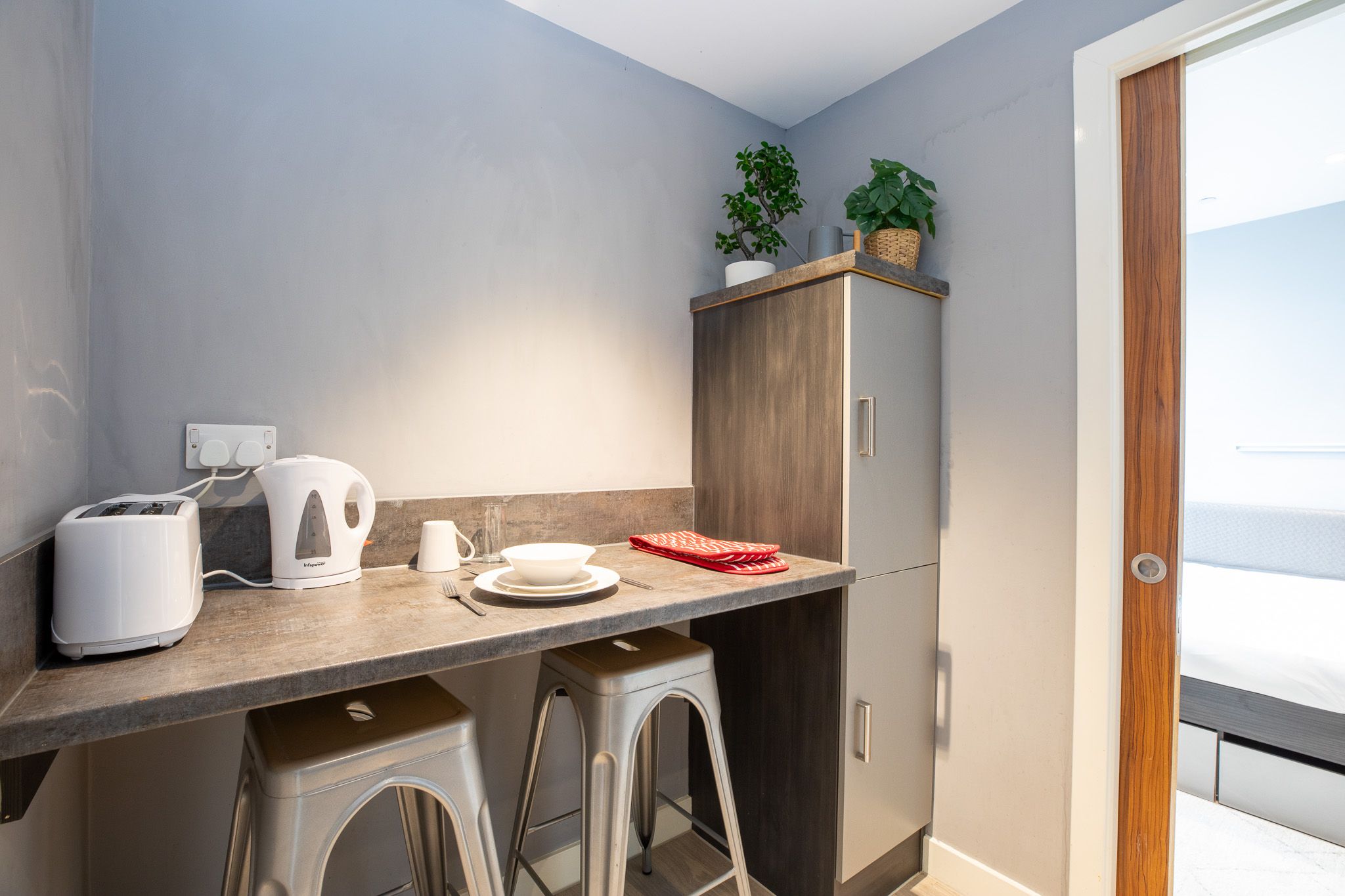  Deluxe 2-Bed Apartment  -  Collegiate Plummer House  - Gallery -  7
