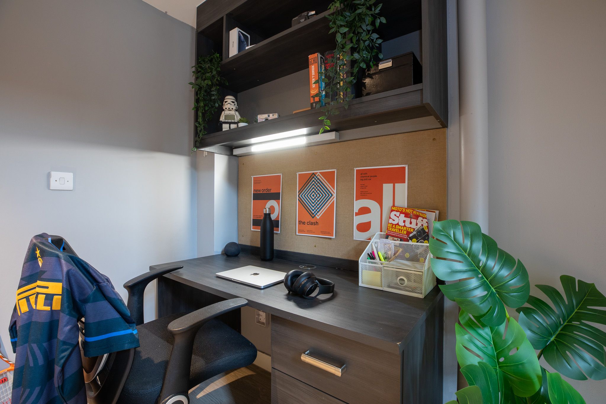  Silver Mezzanine Apartment  -  Collegiate Plummer House  - Gallery -  8