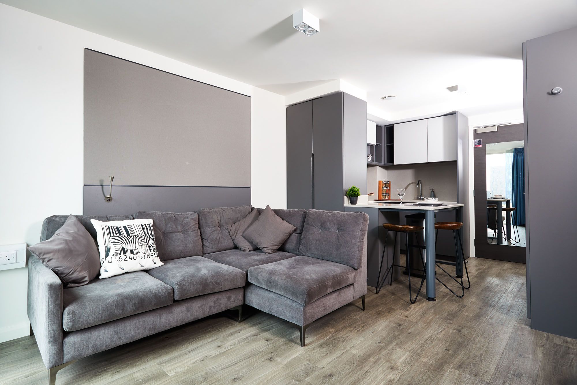  Ultimate Vita  -  Strawberry Place  - Gallery -  2